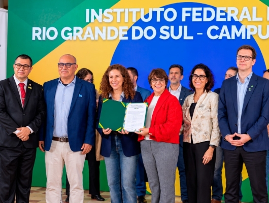 Clique para ver a notícia completa Novo terminal da CMPC terá investimento de R$ 1,5 bilhão no Rio Grande do Su